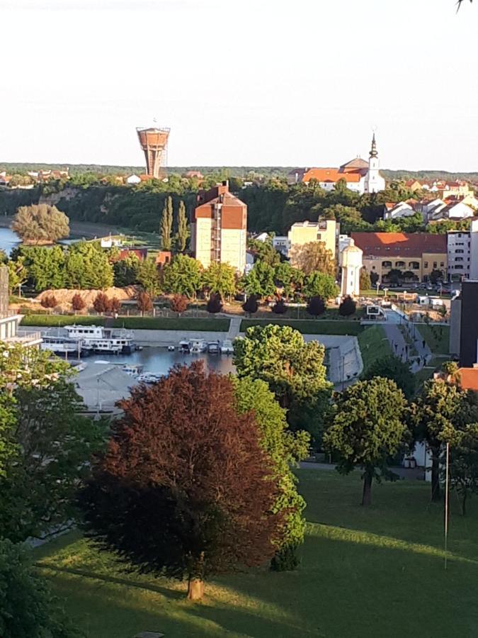 Apartman Panorama Vukovar Exterior foto
